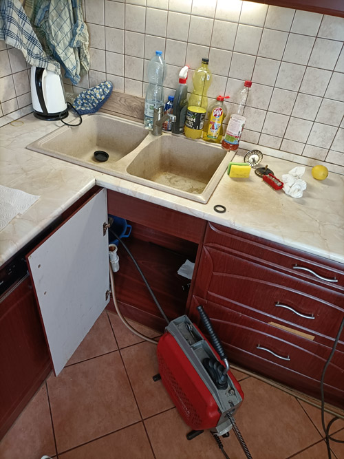mosogató duguláselhárítás, Fábián István, duguláselhárítás, Budapest, Pest vármegye, mosogató duguláselhárítás Budapest, mosogató duguláselhárítás Pest megye, mosogató duguláselhárítás Pest vármegye, konyhai mosogató duguláselhárítás